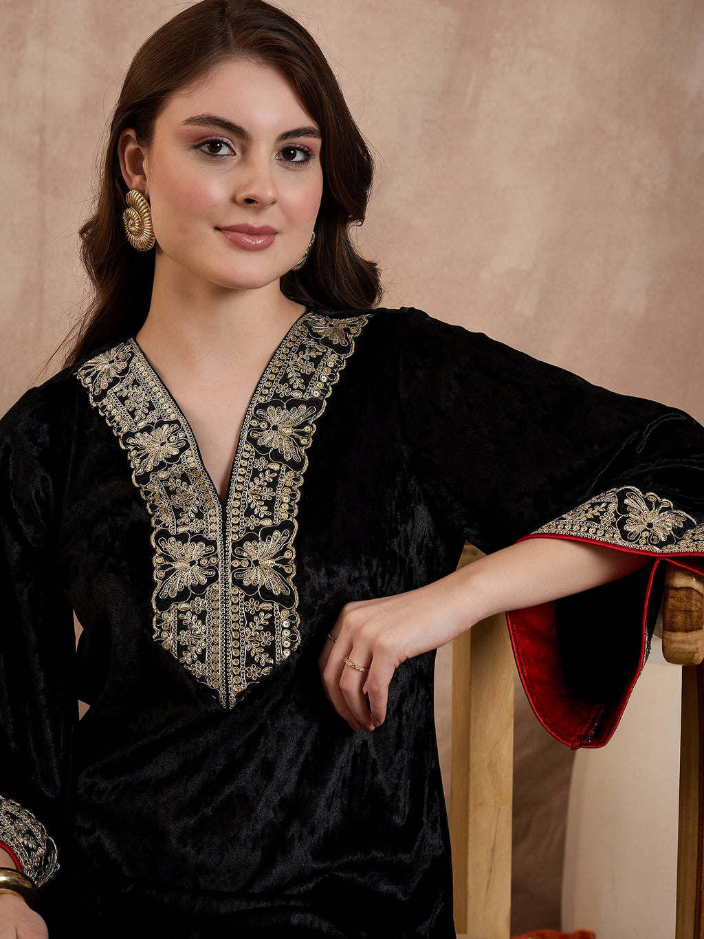 Black V Neck Luxury Abaya Dress