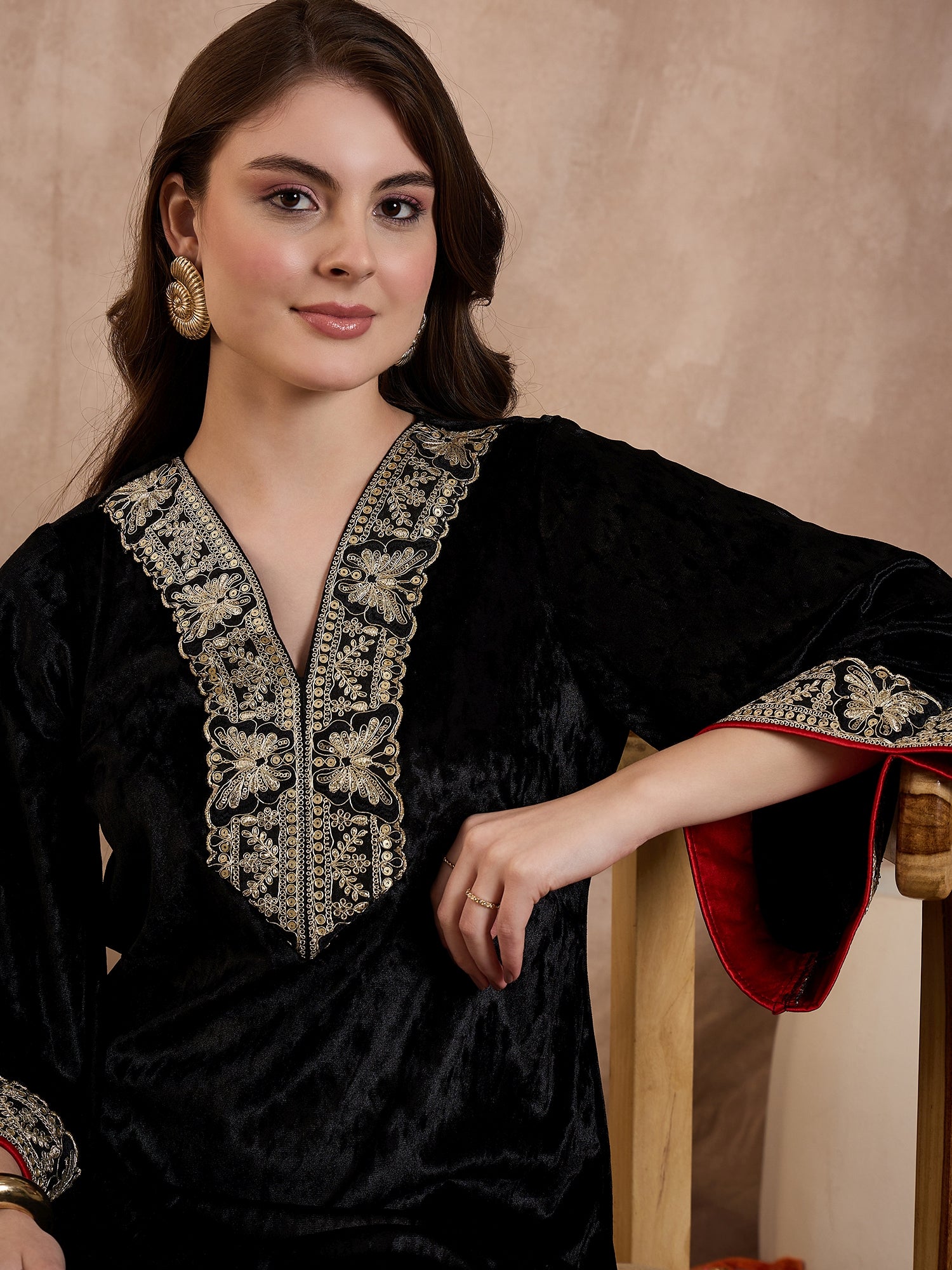 Black V Neck Luxury Abaya Dress
