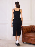BLACK SQUARE NECK DRSS
